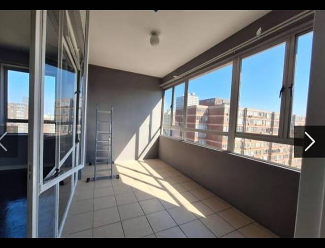 1 BEDROOM PROPERTY TO RENT IN NORTH BEACH